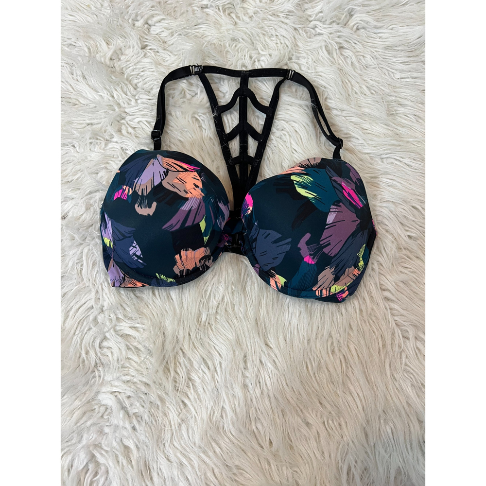 PINK VICTORIA SECRET BRA SIZE 32D